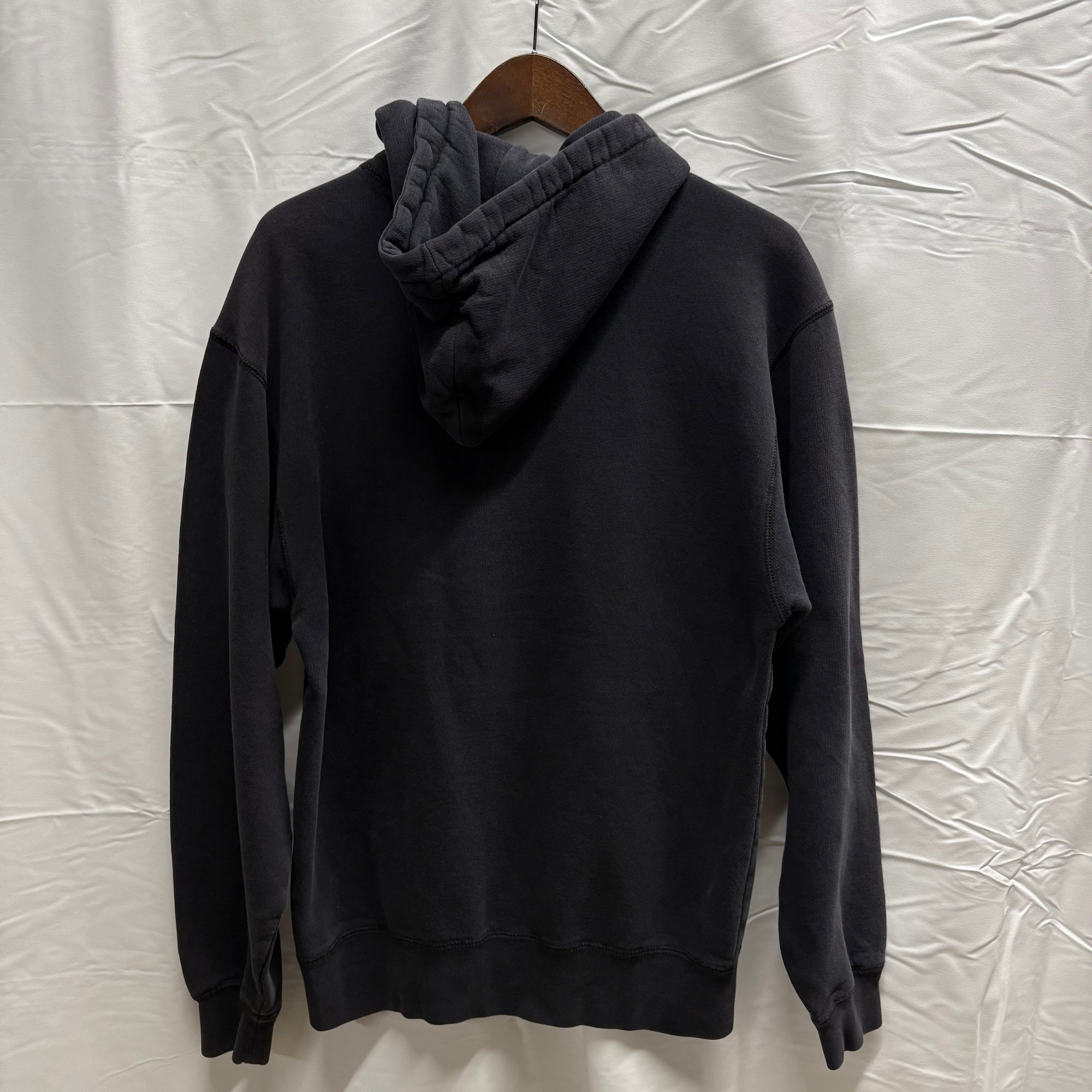 【古着】RUSSELL ATHLETIC ロゴ プルオーバーパーカー ブラック Sサイズ