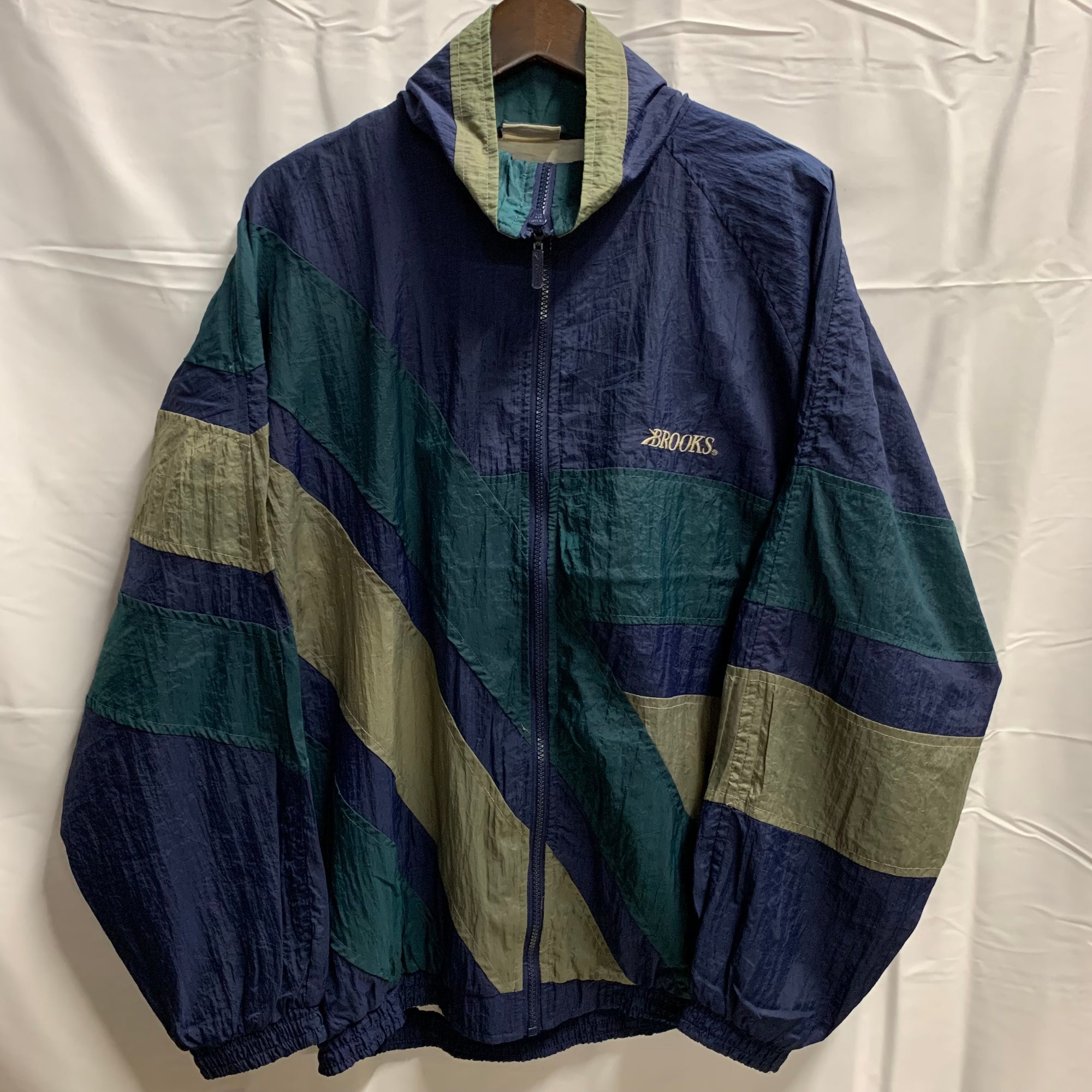 【中古】【古着】BROOKS カラーブロック ナイロンフルジップジャケット ネイビー×グリーン×オリーブ