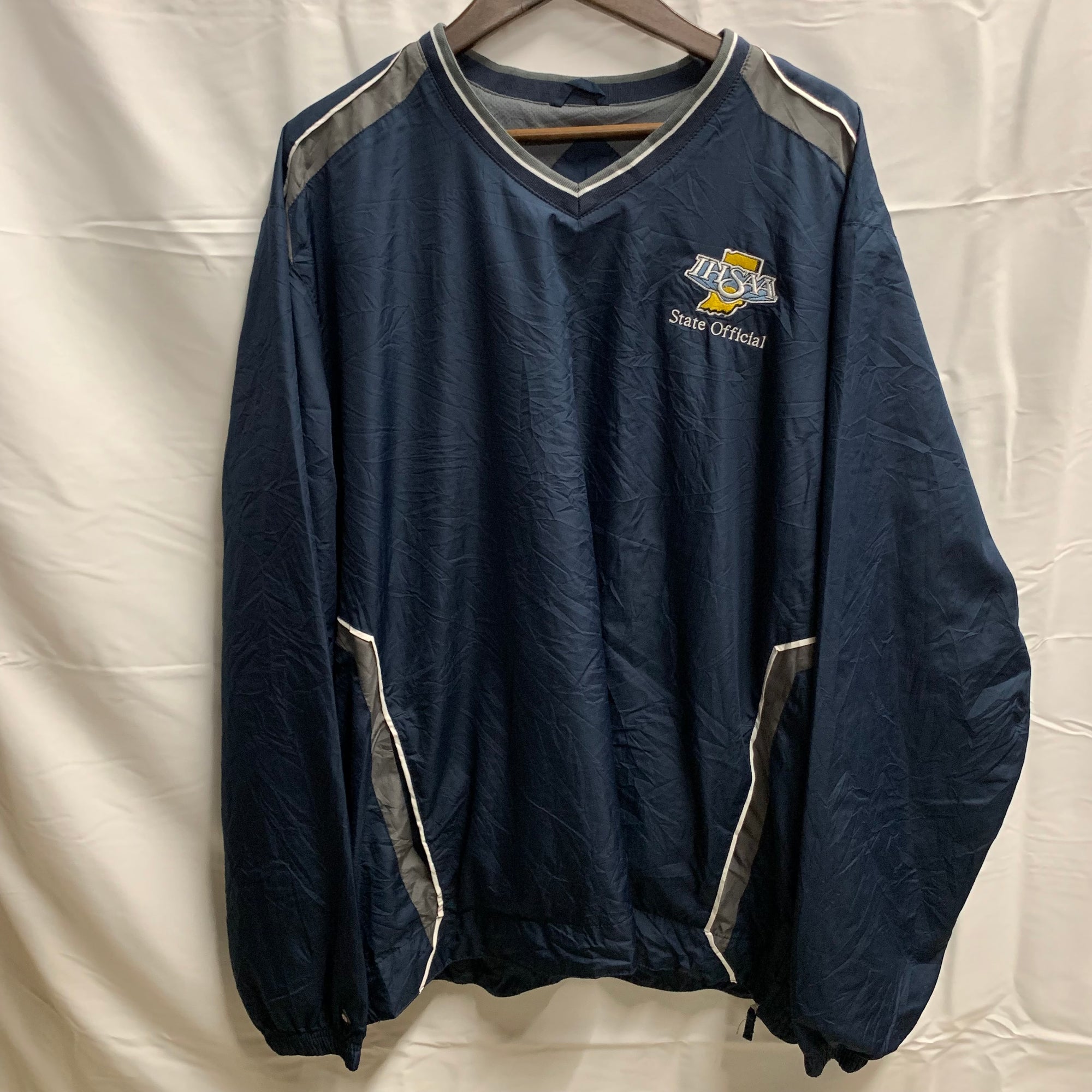 【中古】【古着】Holloway ワンポイント ナイロンプルオーバージャケット ネイビー XLサイズ