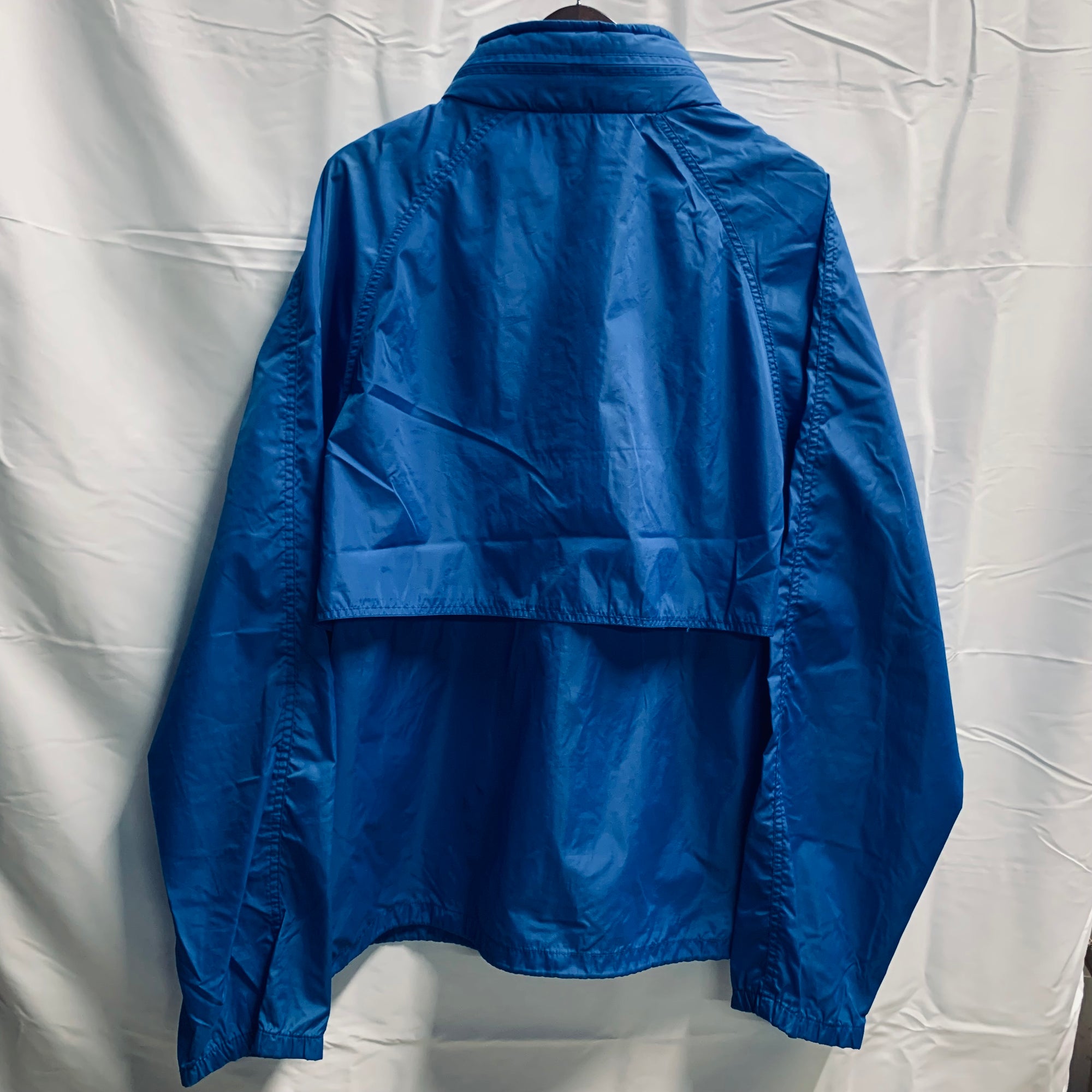 【中古】【古着】Eddie Bauer 無地 ナイロンジャケット ブルー XLサイズ