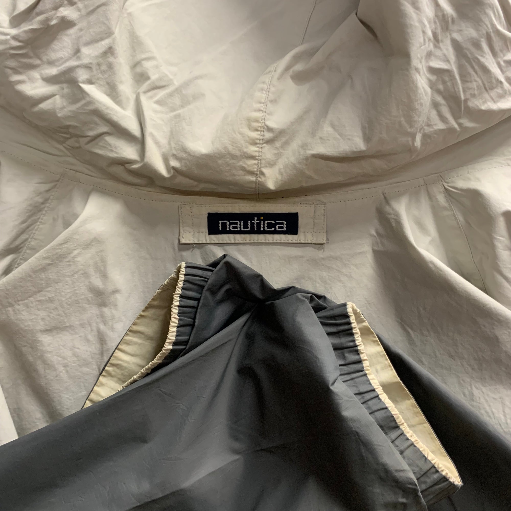 【中古】【古着】NAUTICA リバーシブル アウタージャケット グレー×ホワイト Mサイズ