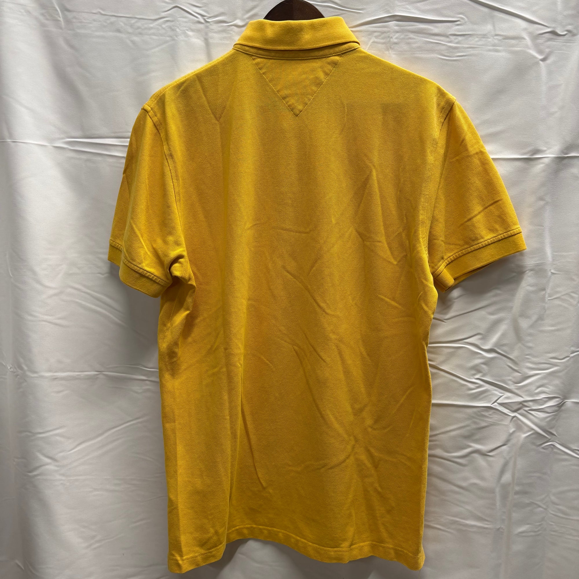 【古着】TOMMY HILFIGER ワンポイント S/S ポロシャツ イエロー Mサイズ