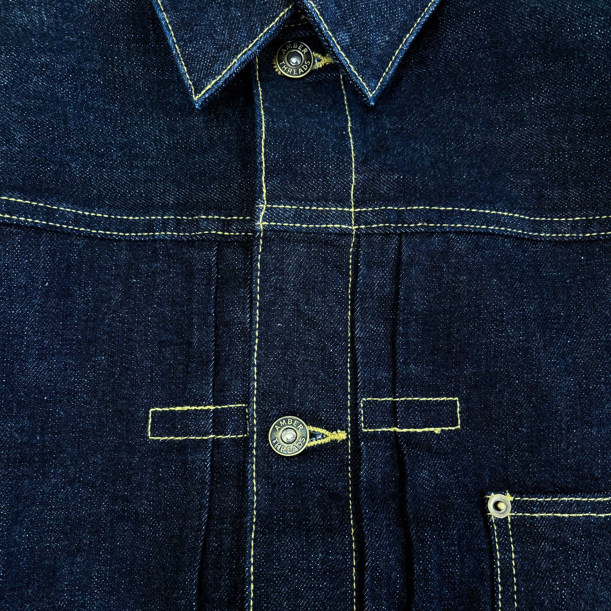 Amber Threads 1st デニムジャケット 表面 上側フロントボタン ディテール