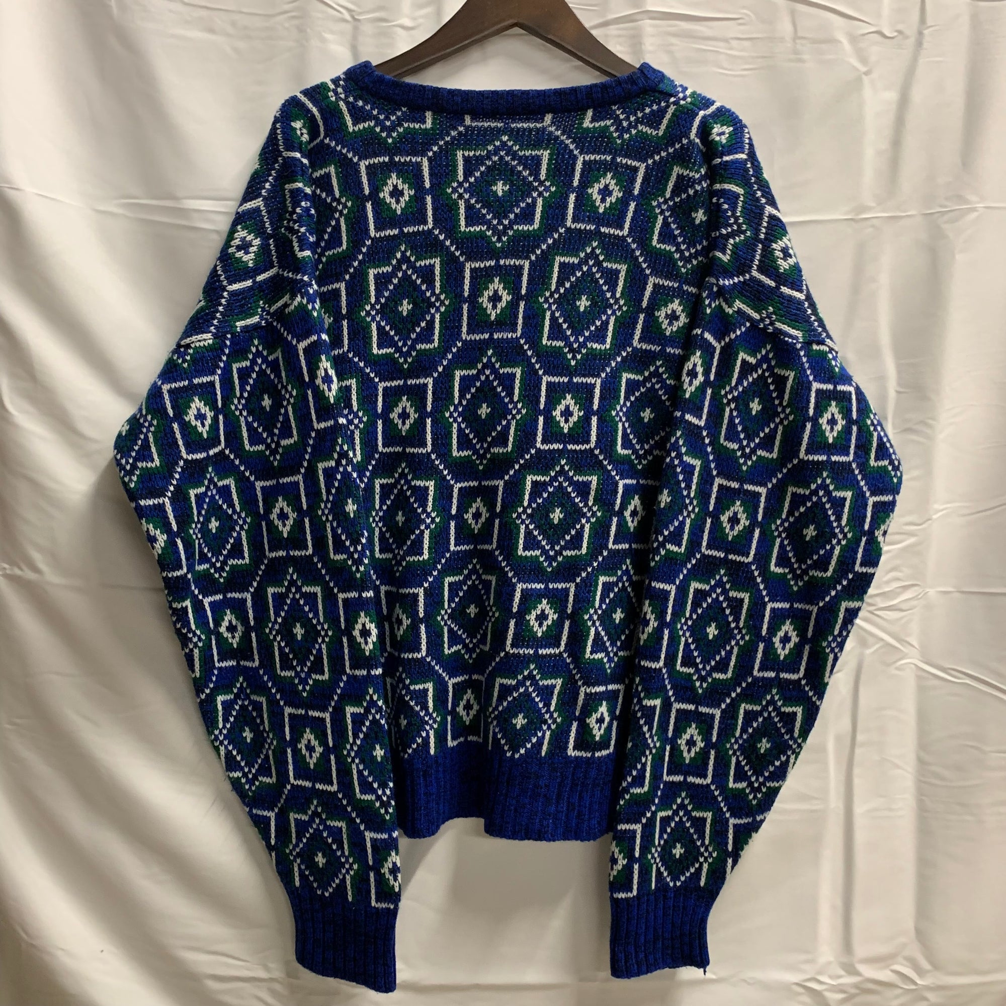 【中古】【古着】柄 ニット ブルー×ホワイト×グリーン Lサイズ