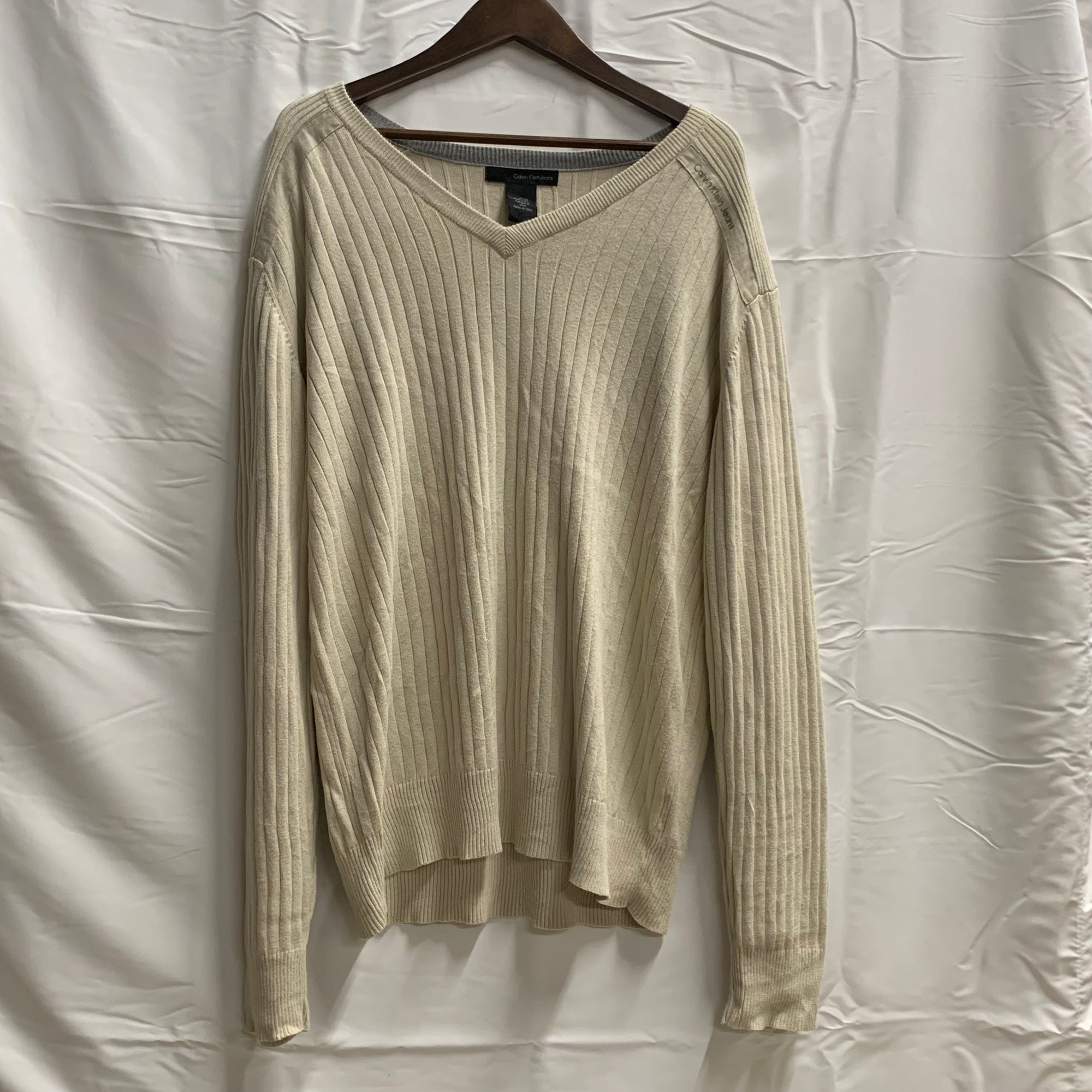 【中古】【古着】Calvin Klein Jeans 無地 ニット アイボリー XLサイズ