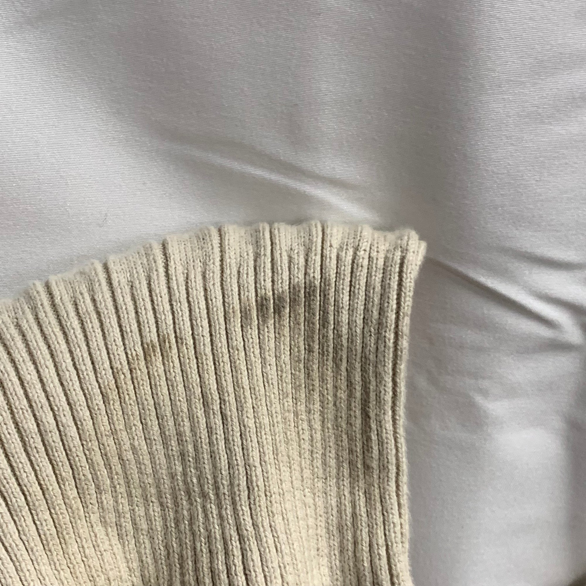 【中古】【古着】Calvin Klein Jeans 無地 ニット アイボリー XLサイズ