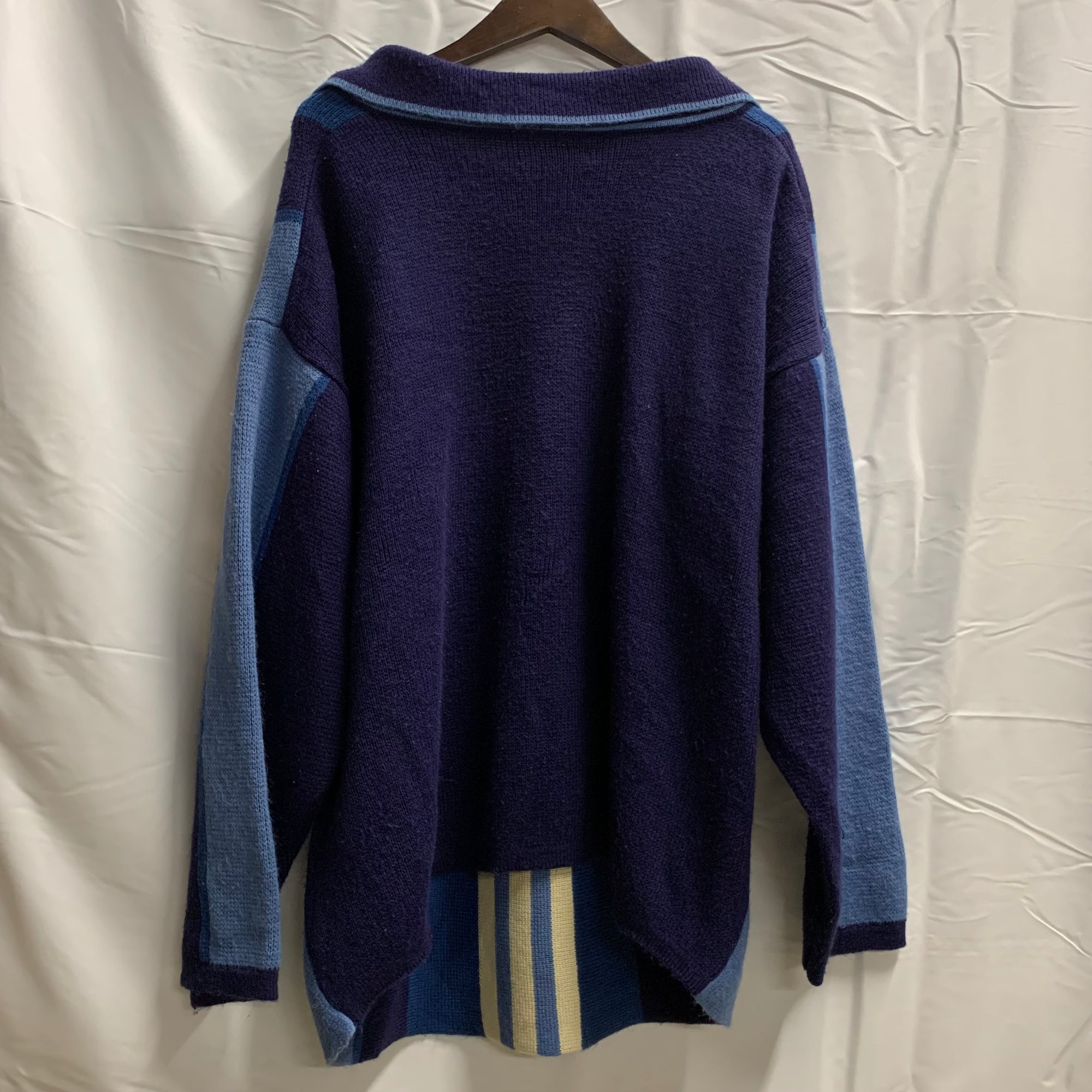【中古】【古着】マルチボーダー ニット ネイビー×ブルー×ホワイト Mサイズ