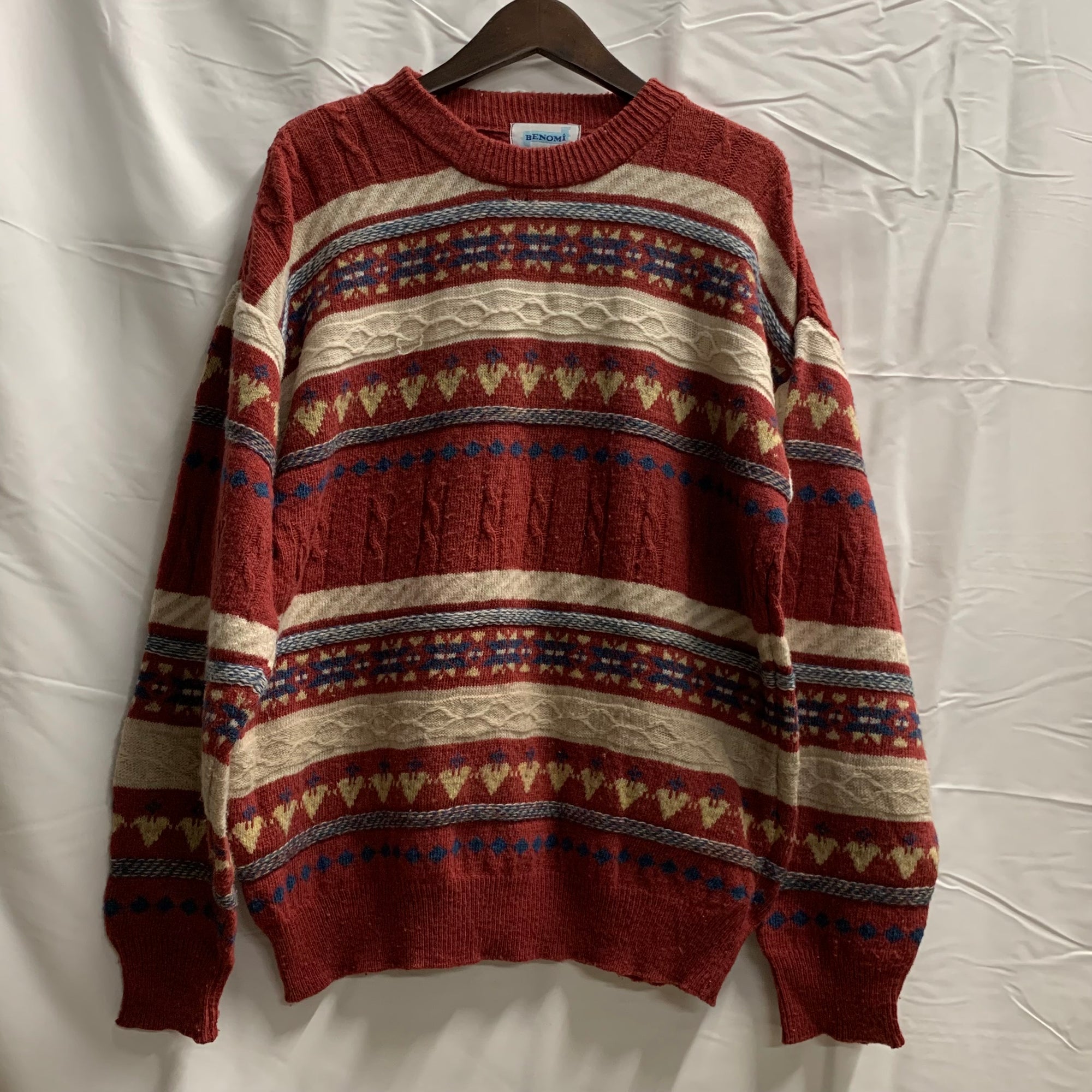【中古】【古着】柄 ニット レッド×ホワイト