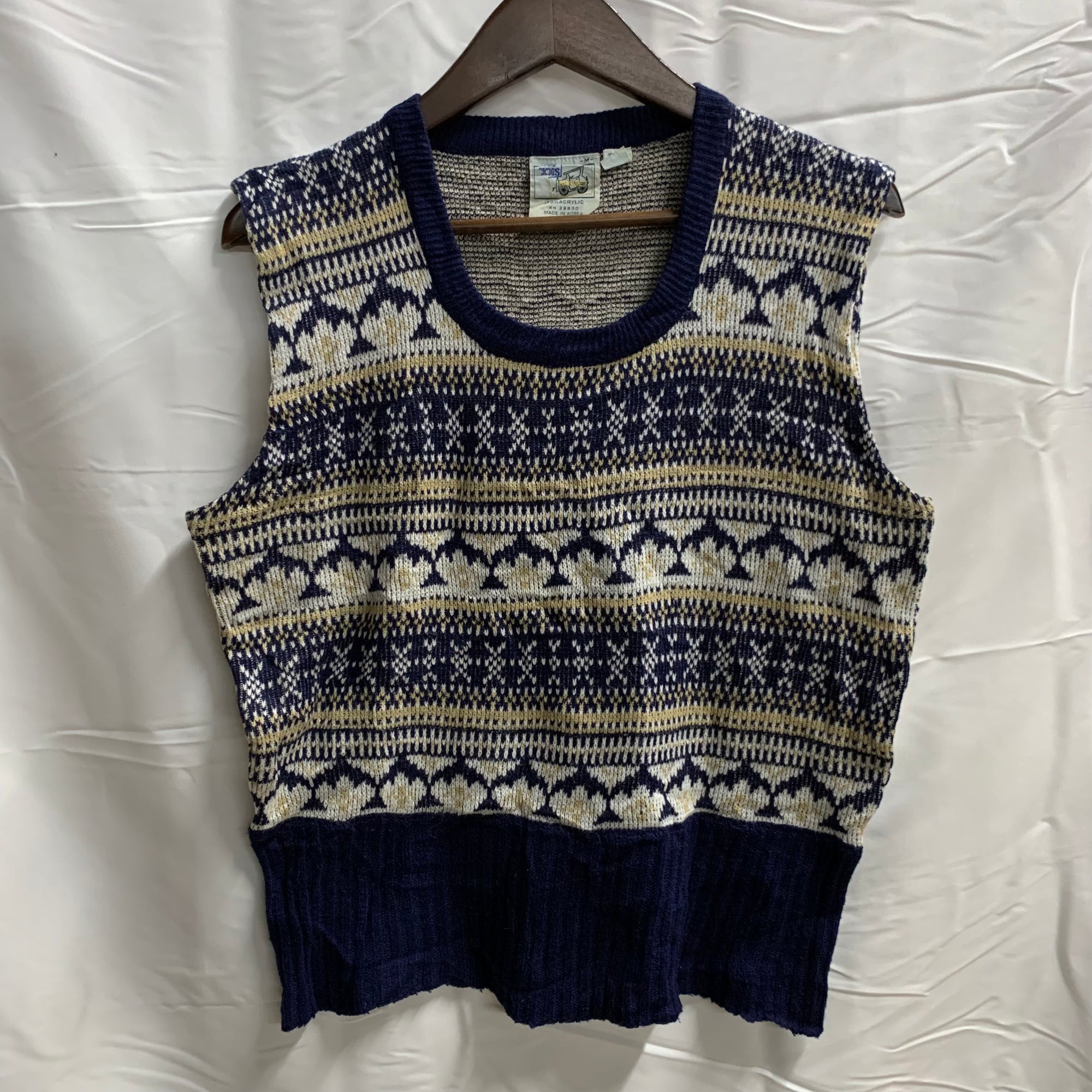 【中古】【古着】st.john's bay 柄 ニット ネイビー×ホワイト Mサイズ