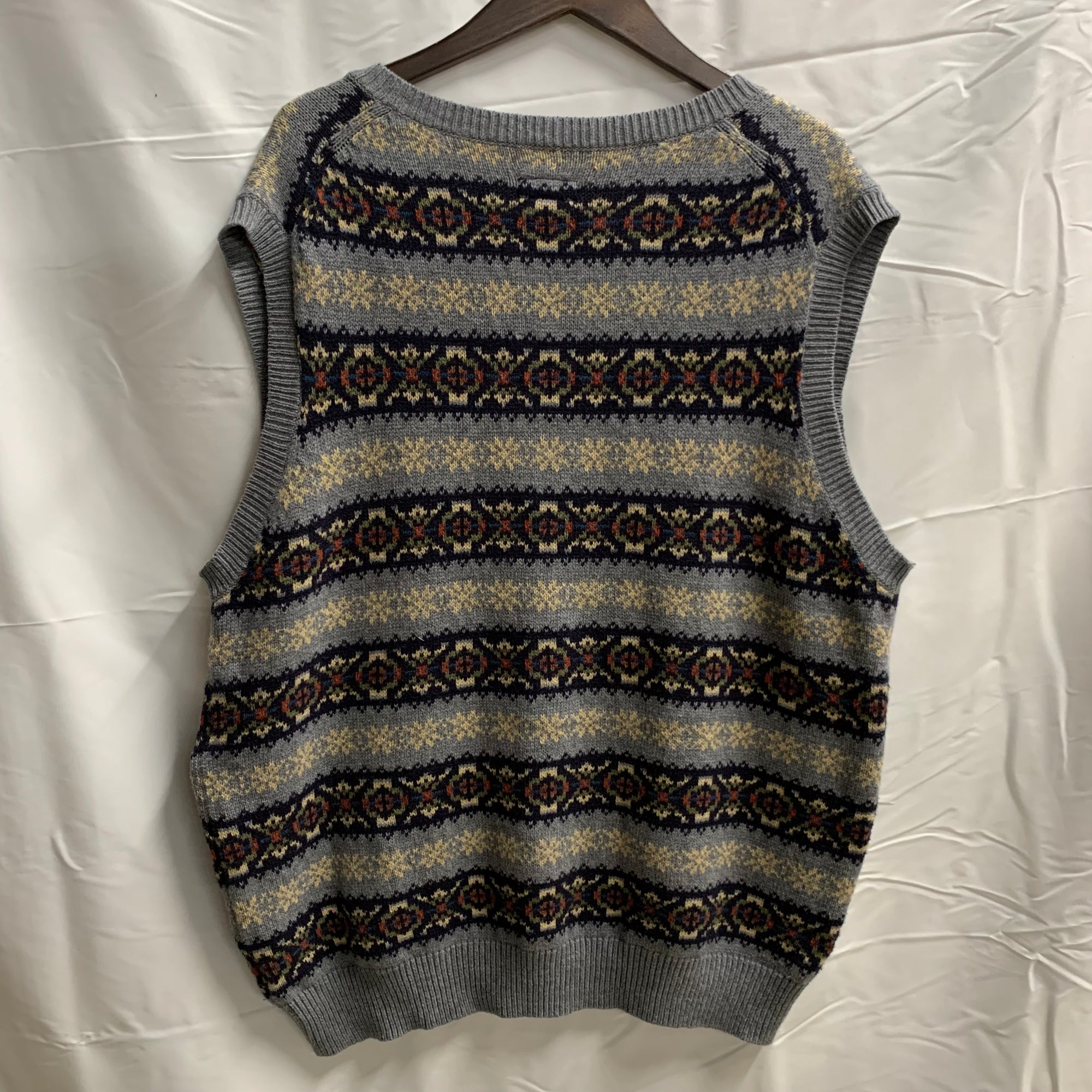 【中古】【古着】st.john's bay 柄 ニット グレー×アイボリー XLサイズ