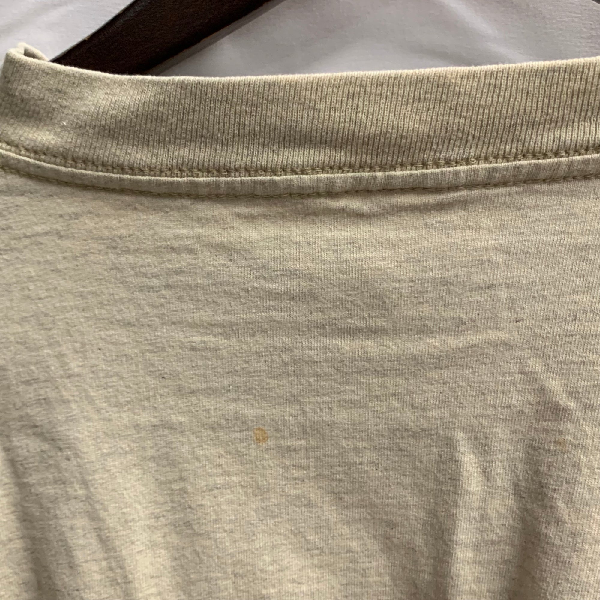 【中古】【古着】エンブレム Tシャツ ベージュ