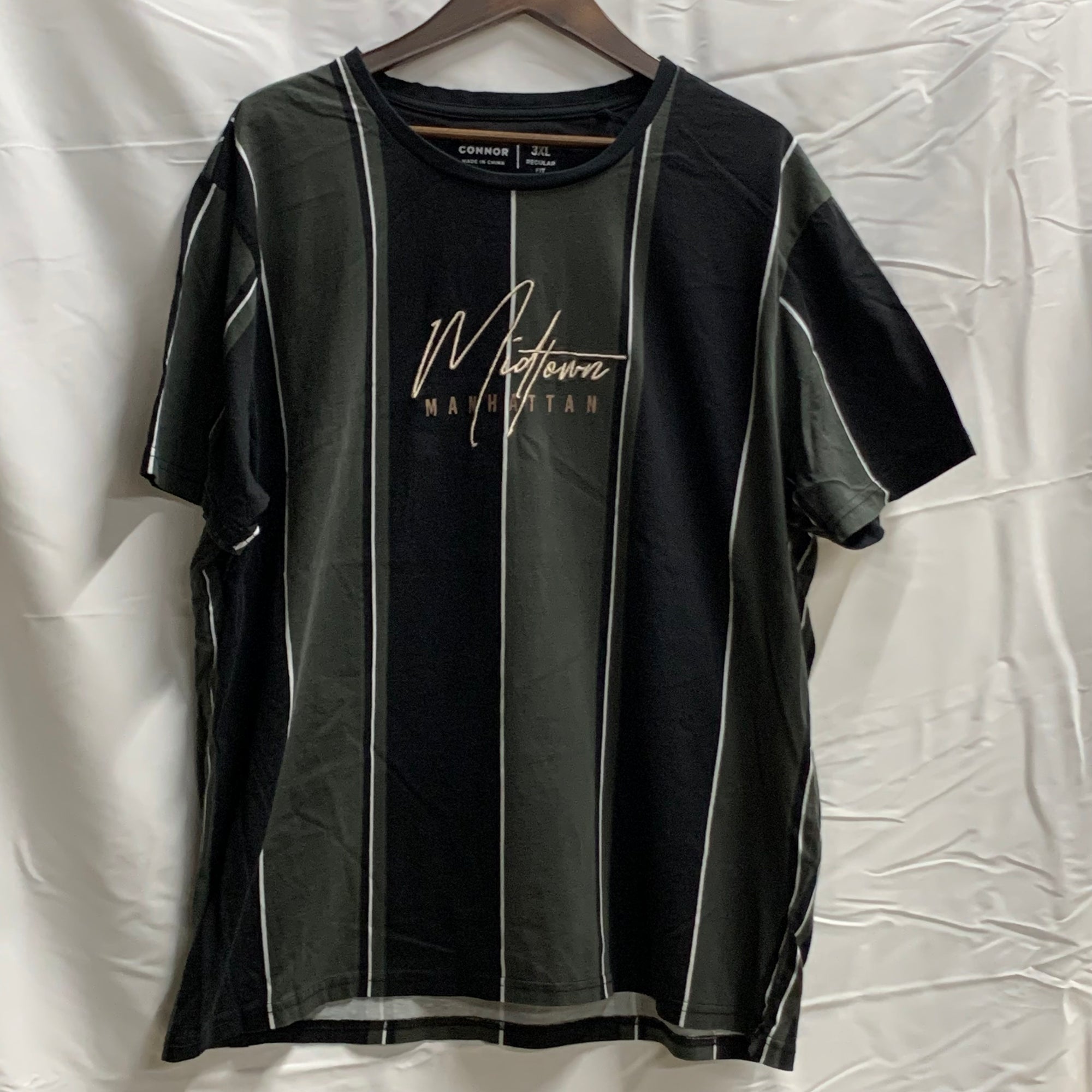 【中古】【古着】CONNOR ロゴストライプ Tシャツ ブラック×モスグリーン 3XLサイズ