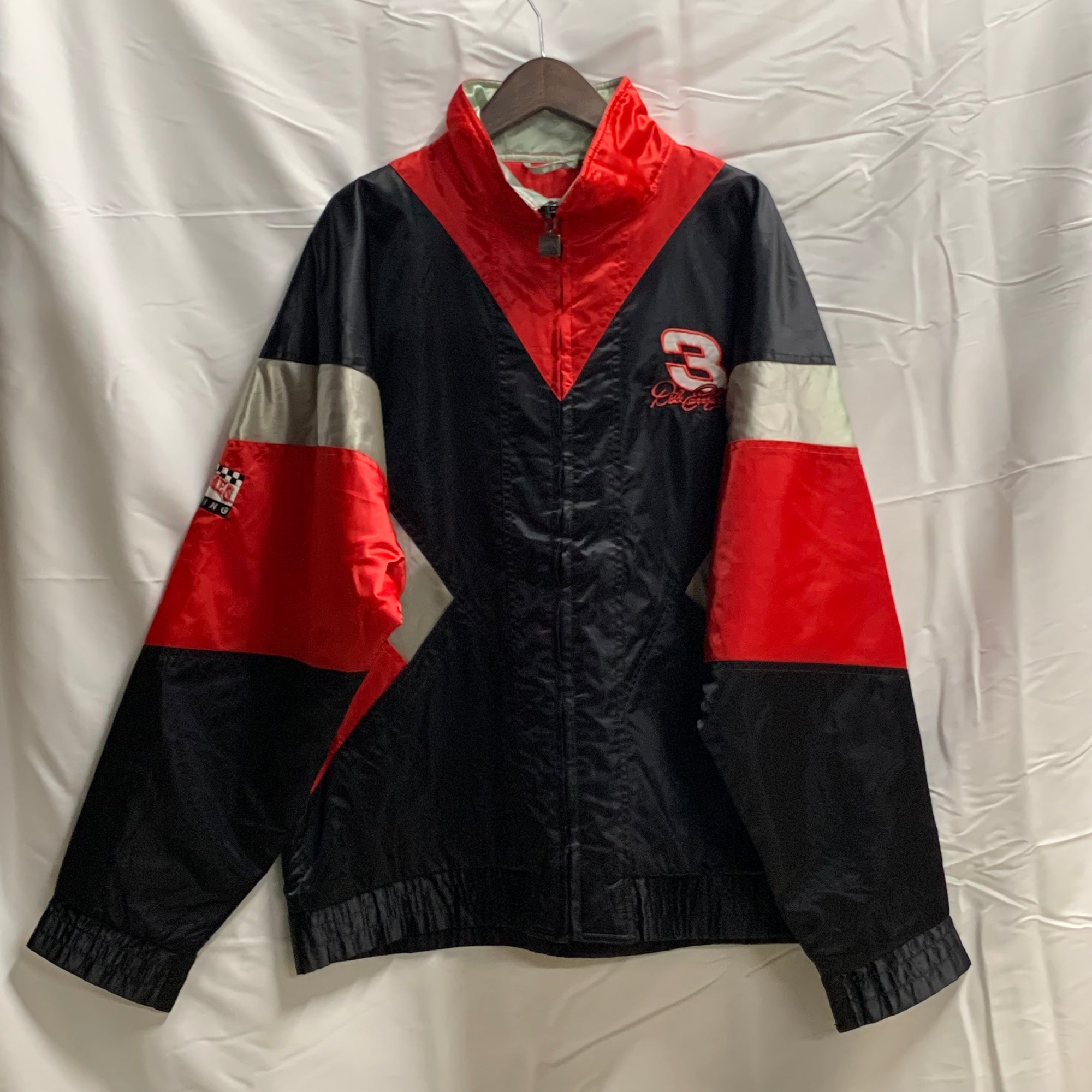 【中古】【古着】nutmeg  ワンポイント レーシングジャケット ブラック×レッド Lサイズ