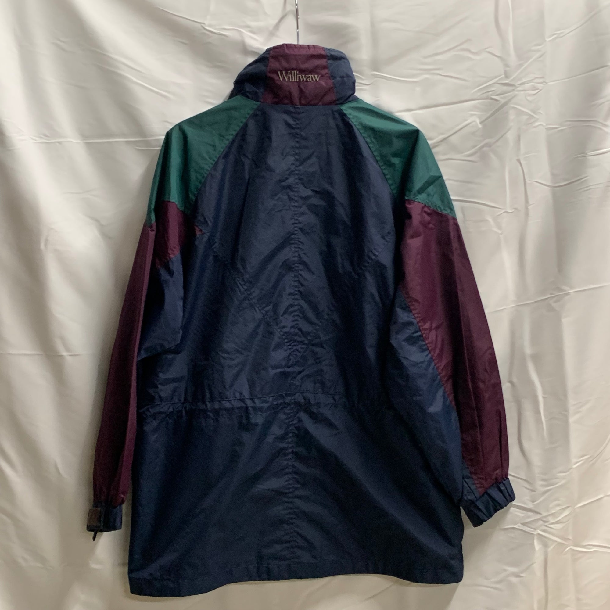 【中古】【古着】Columbia ワンポイント ライトジャケット ネイビーブルー Lサイズ