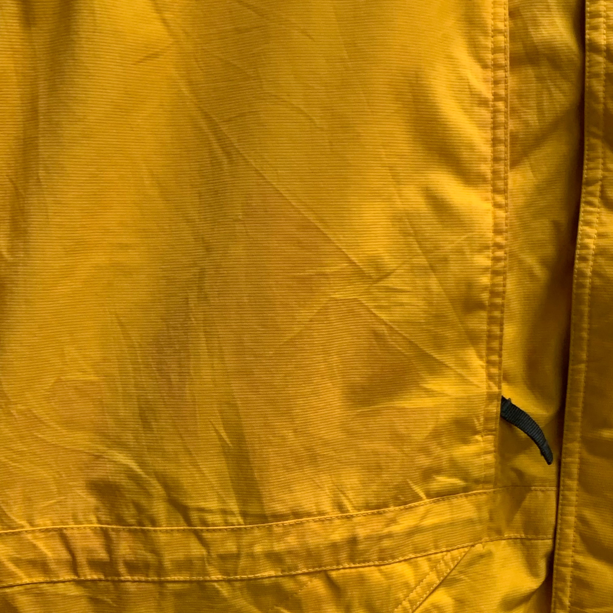 【中古】【古着】Columbia ワンポイント ライトジャケット イエロー×ブラック XLサイズ