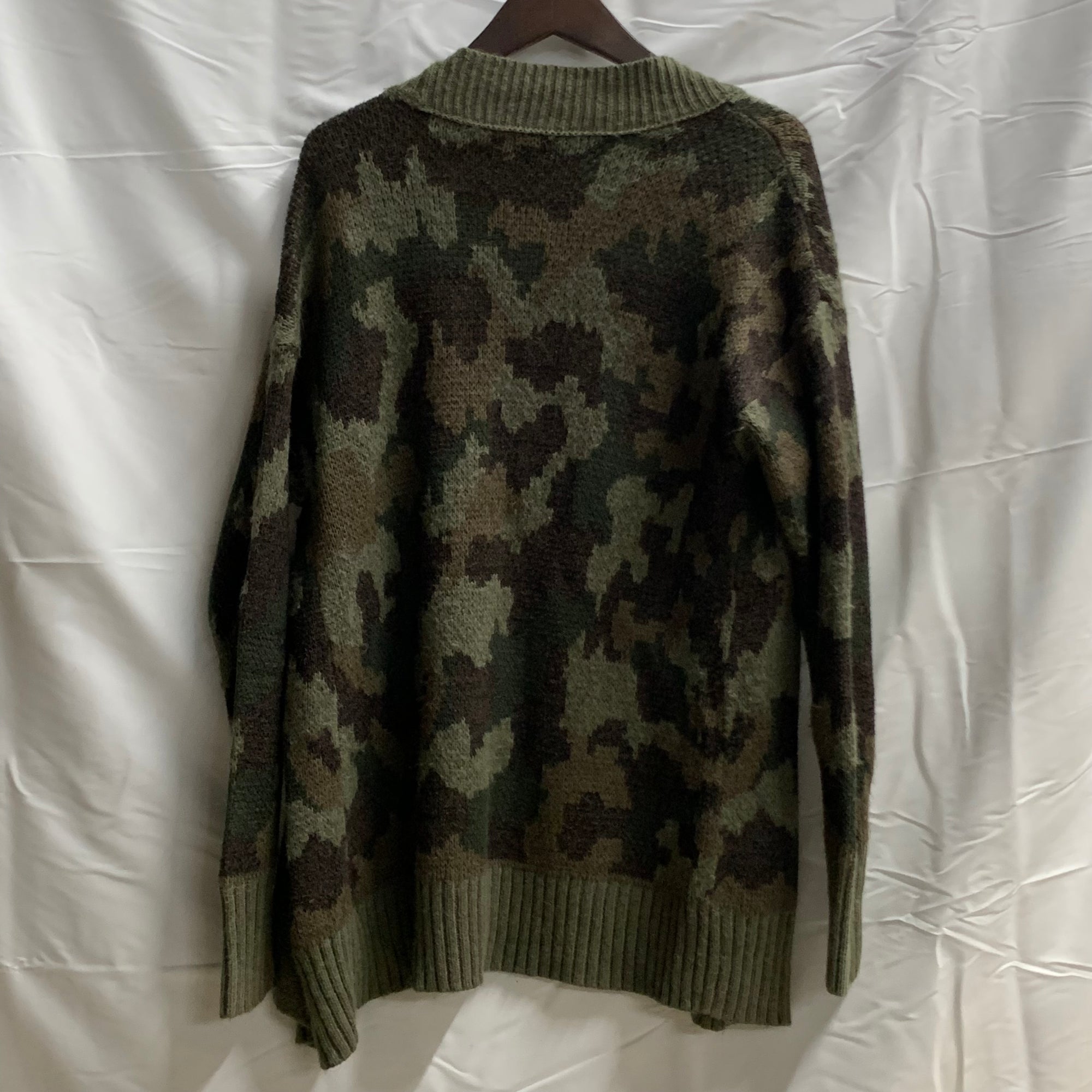 【中古】【古着】Mossimo Supply Co. 柄 カーディガン グリーンブラック Sサイズ