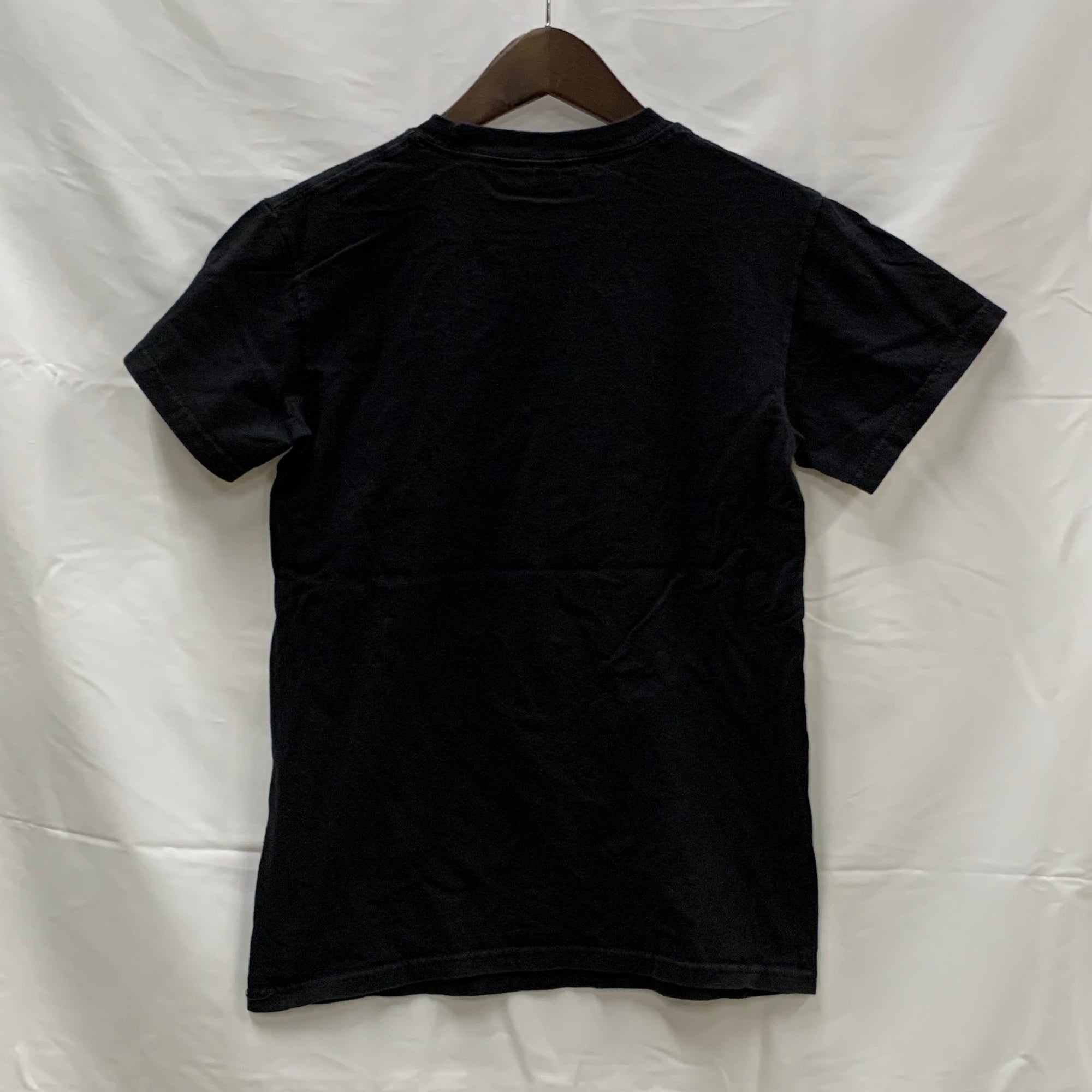 【中古】【古着】ALSTYLE プリント Tシャツ ブラック×イエロー×オレンジ Sサイズ