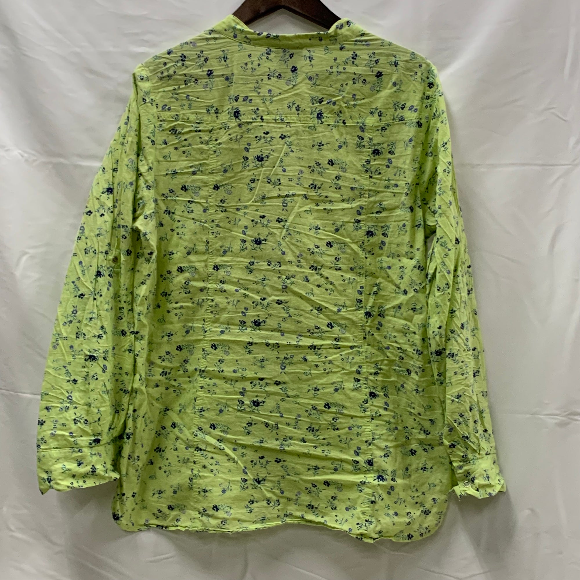 【中古】【古着】 花柄 柄シャツブラウス ライトグリーン×ブルー XLサイズ