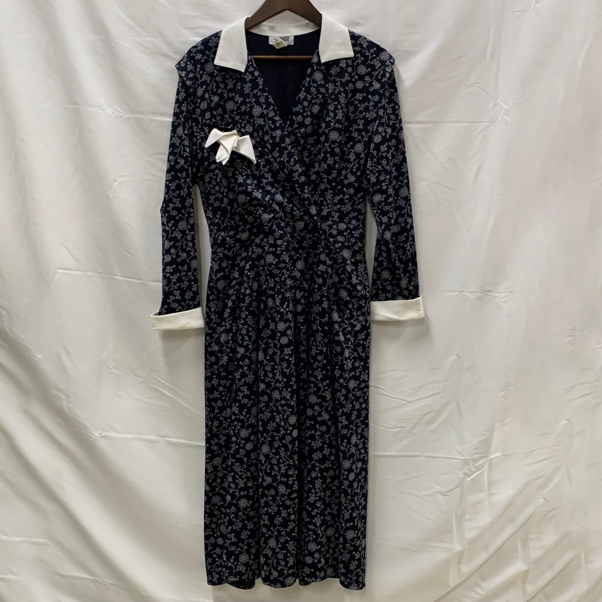 【中古】【古着】 アラベスク ワンピース ネイビー×ホワイト