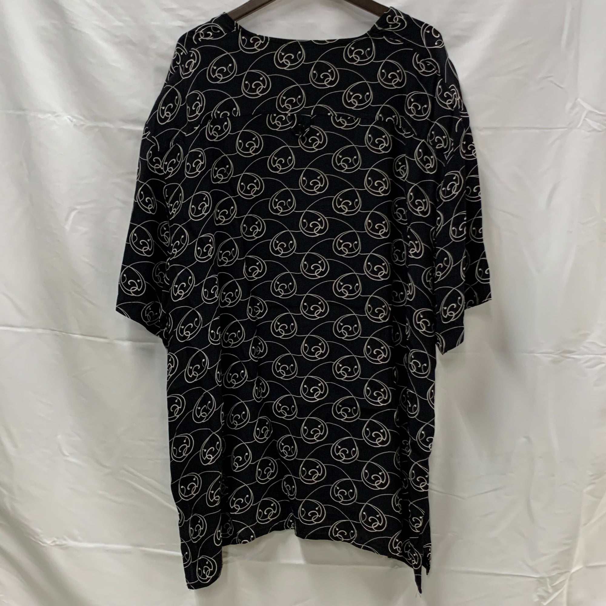 【中古】【古着】 アラベスク シャツブラウス ブラック×ホワイト