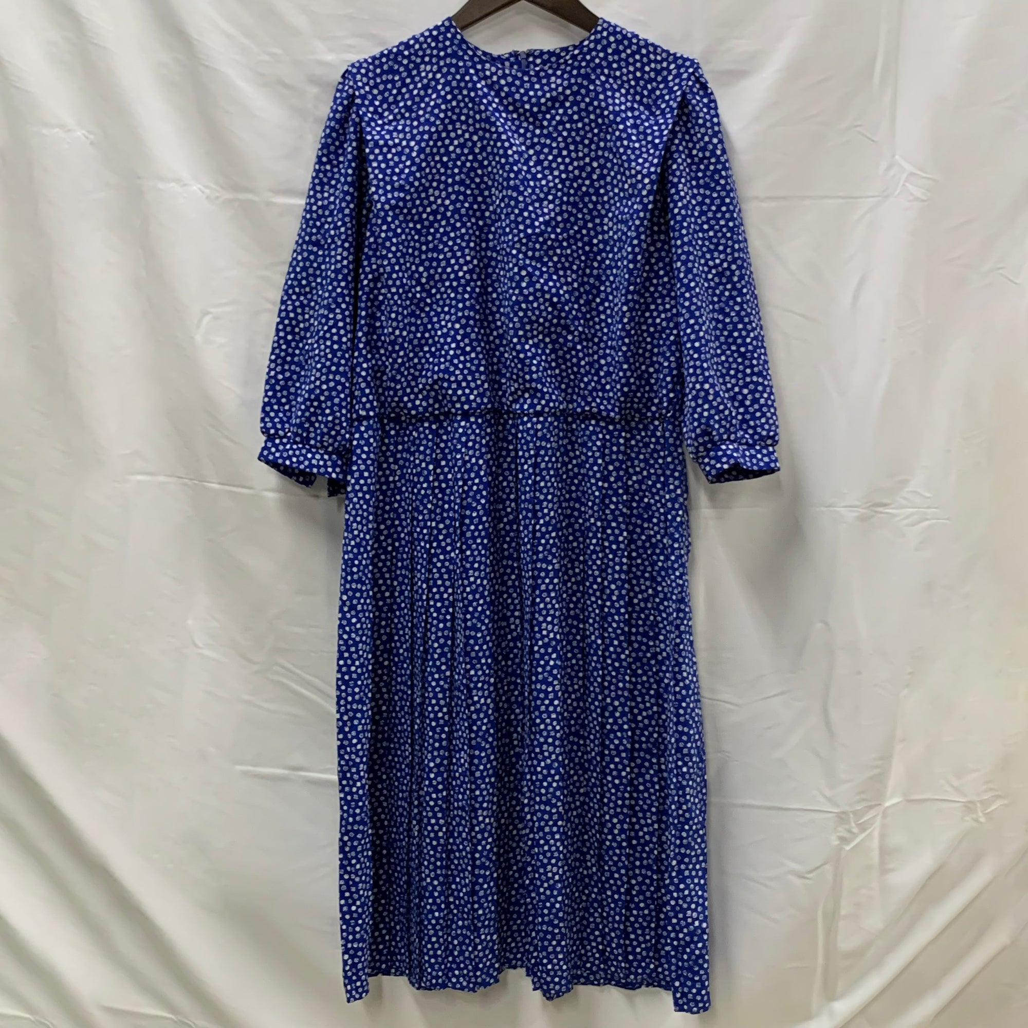 【中古】【古着】 柄 ワンピース ブルー×ホワイト