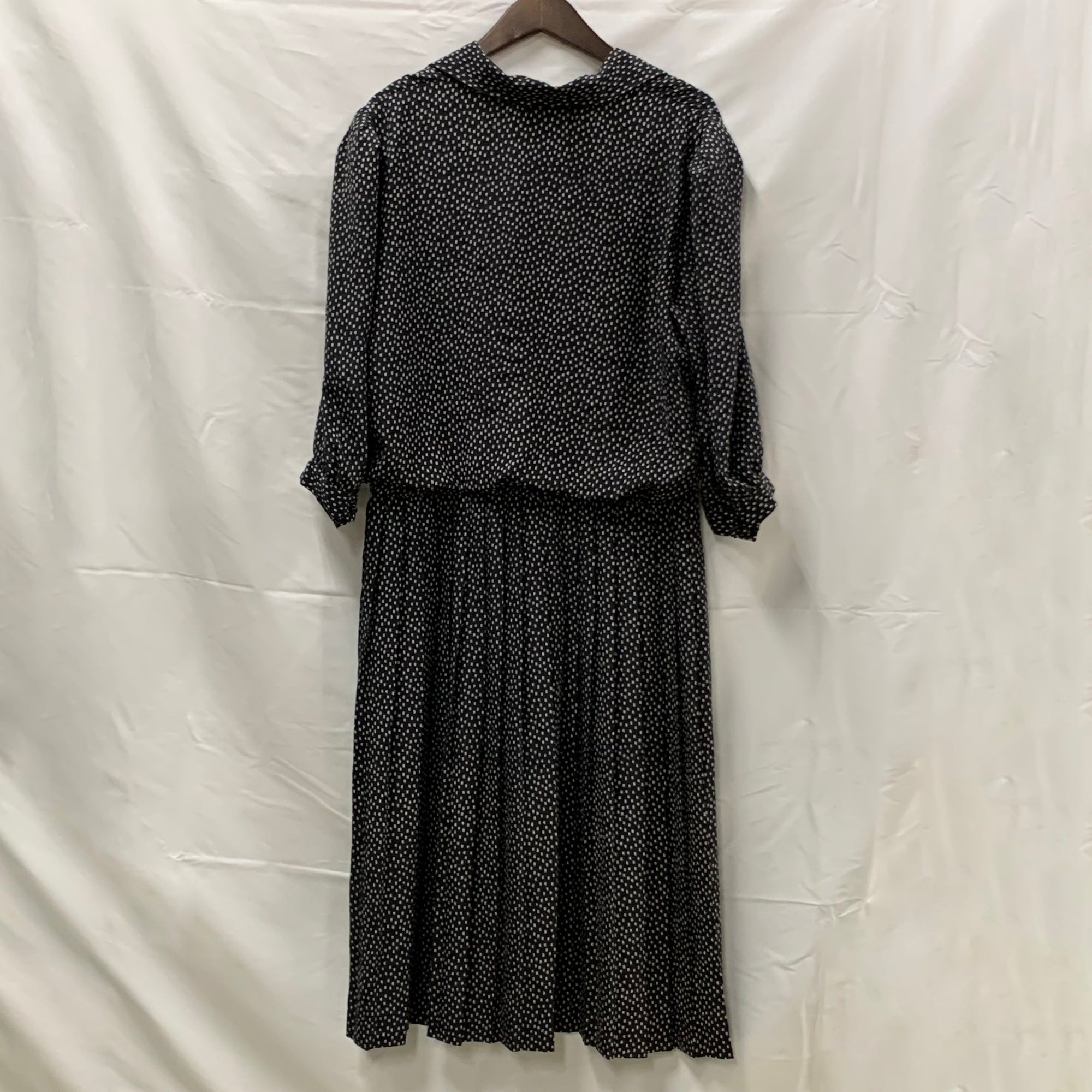 【中古】【古着】Liz Roberts 柄 ワンピース ブラック、ホワイト