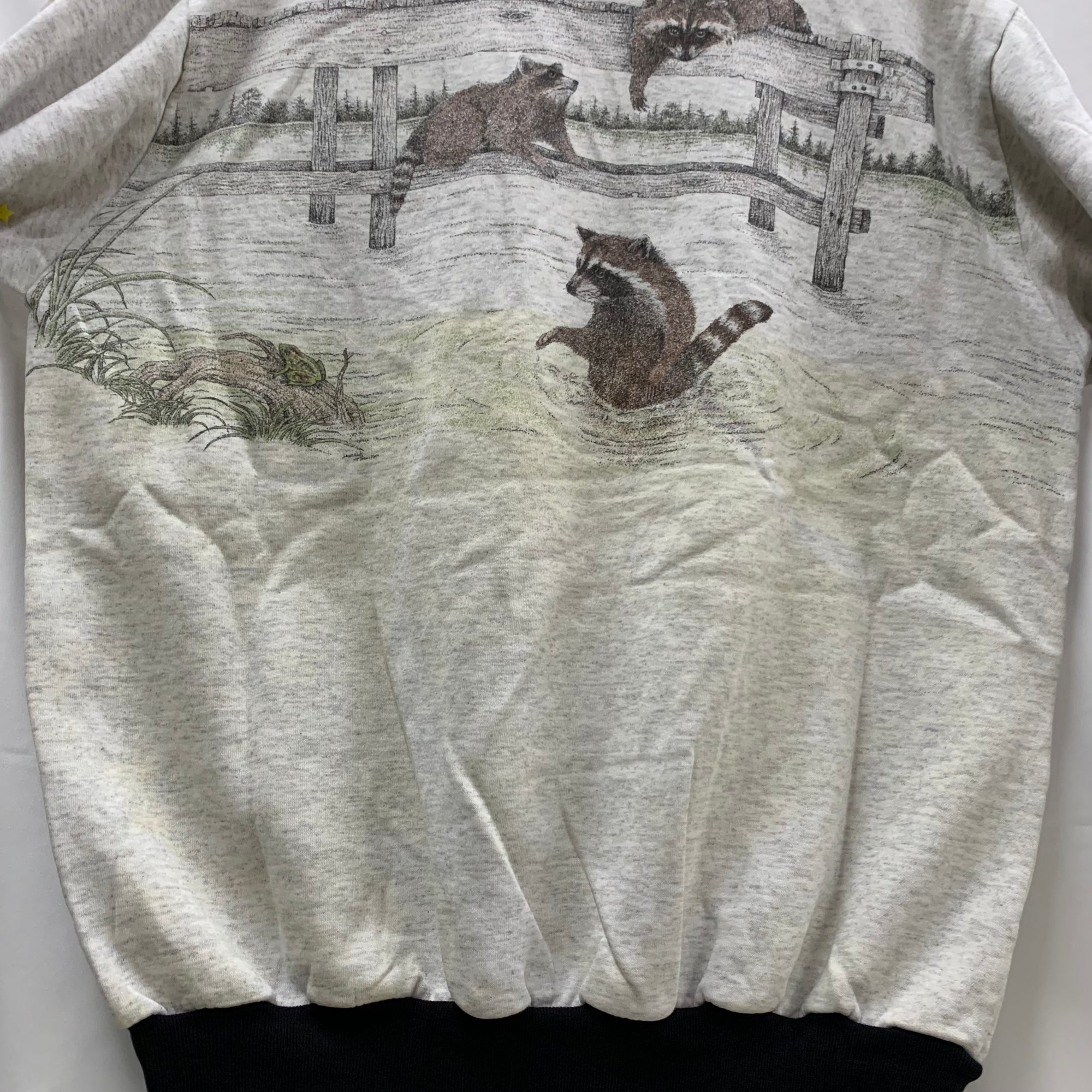 【中古】【古着】Artisans Sunschein Designs プリント トレーナー グレー XLサイズ