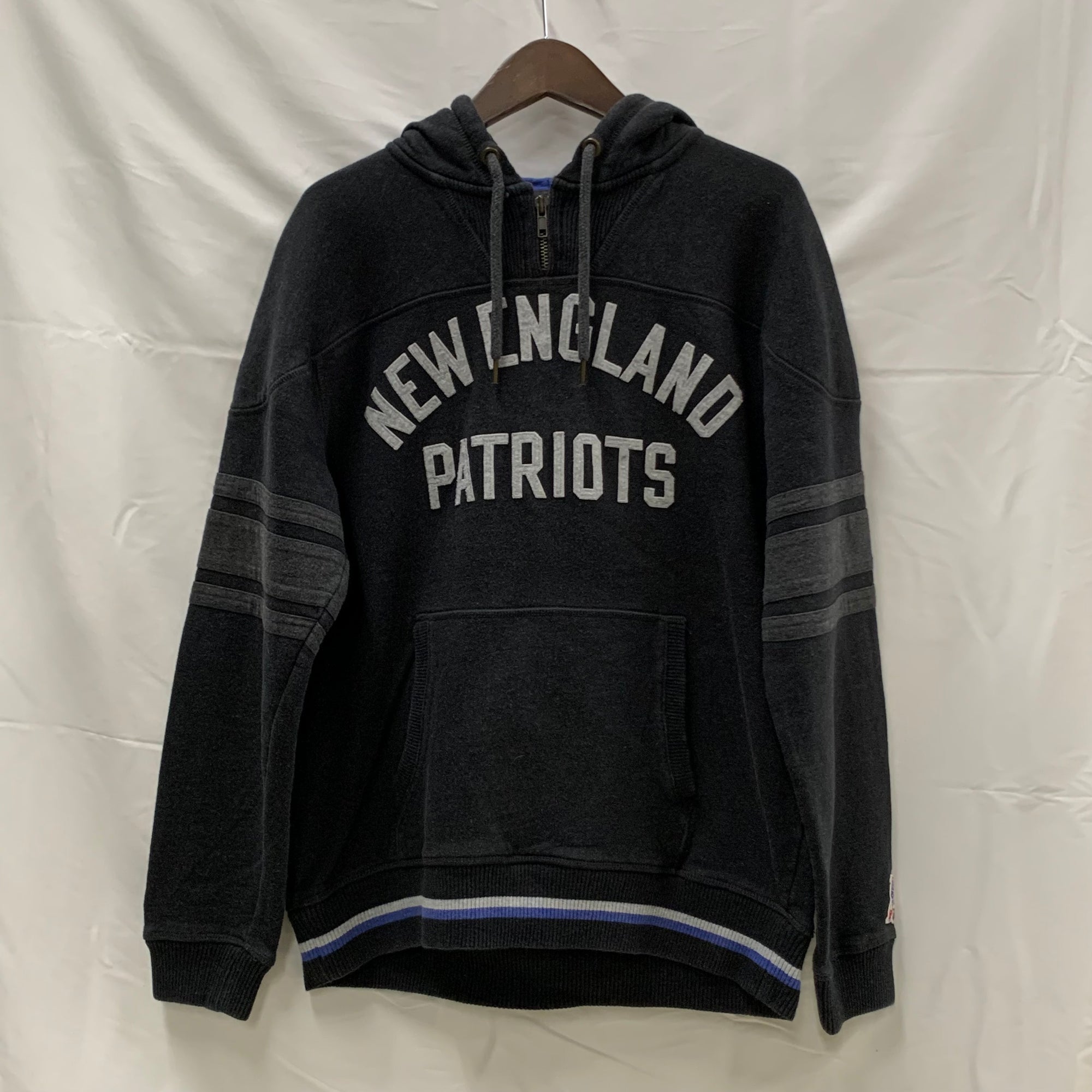 【古着】Mitchell & Ness 刺繍 パーカー ブラック Lサイズ