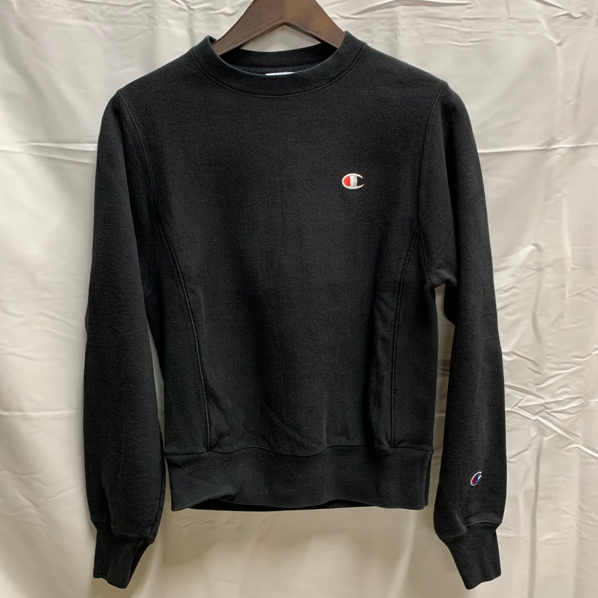 【中古】【古着】Champion ワンポイント スウェットパーカー ブラック Mサイズ