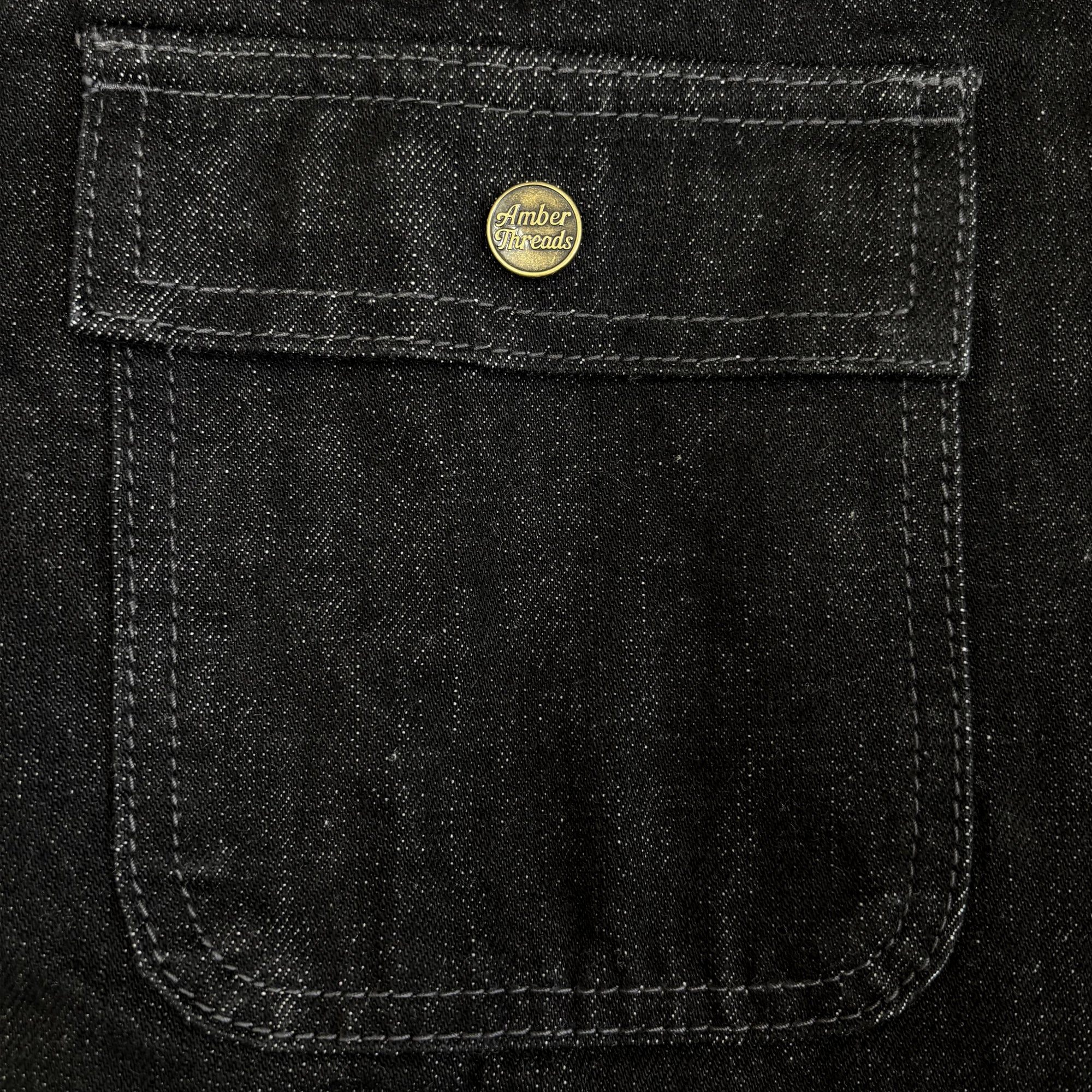 Amber Threads ブラックデニム カバーオールジャケット 右胸ポケット ディテール