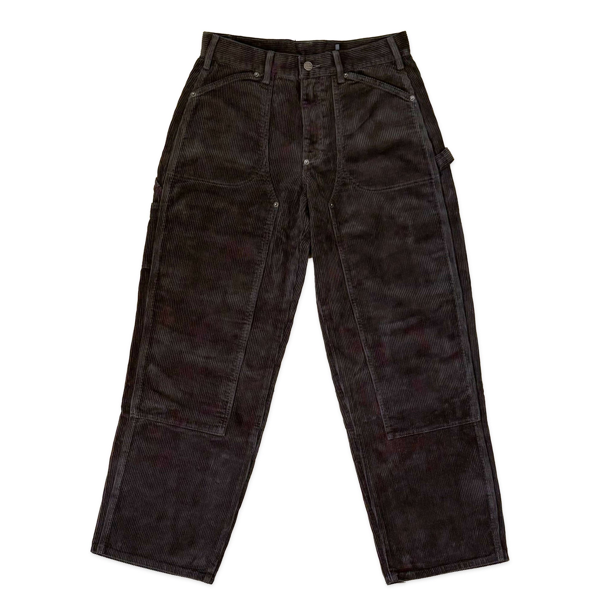 アパレルブランドAmber Threads(アンバースレッズ)のダブルニー ペインターパンツ コーデュロイ、オールシーズン着まわせる万能ズボン。正面のスタイル。