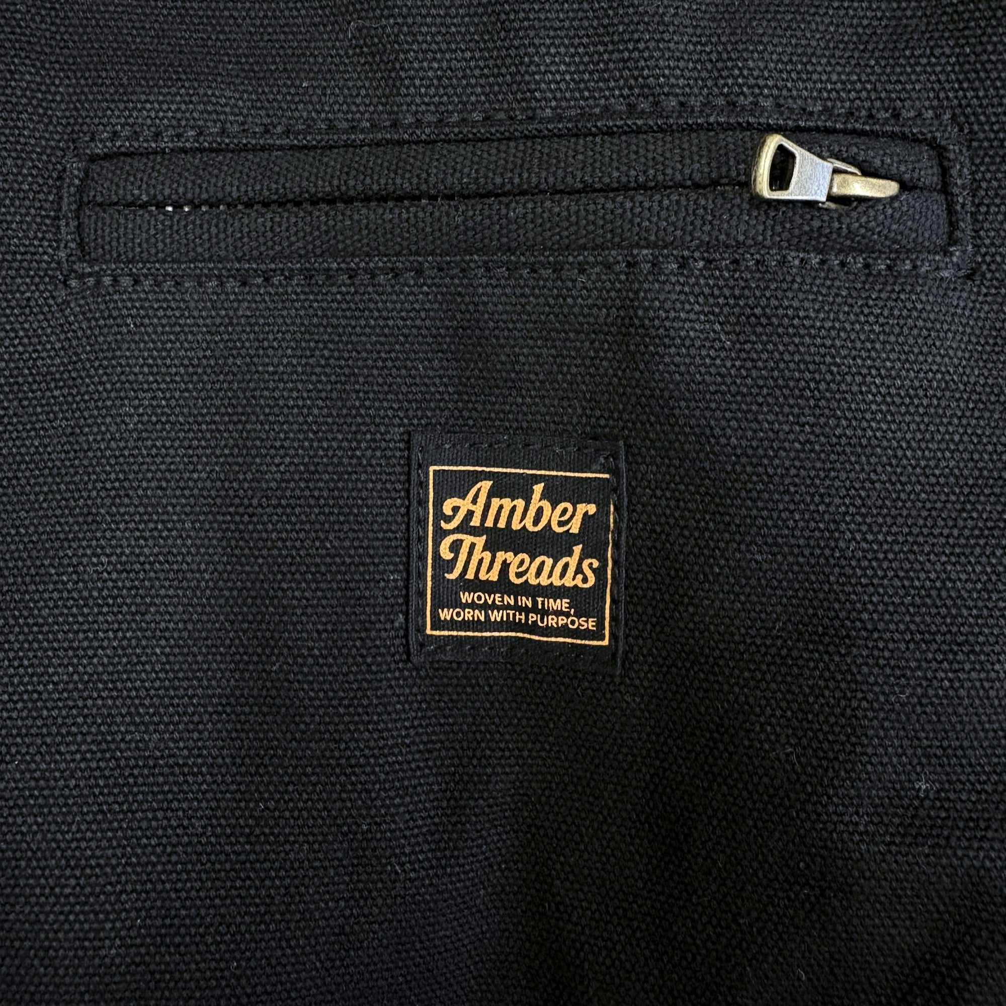 Amber Threads キャンバス トラッカージャケット 左胸ポケット ディテール
