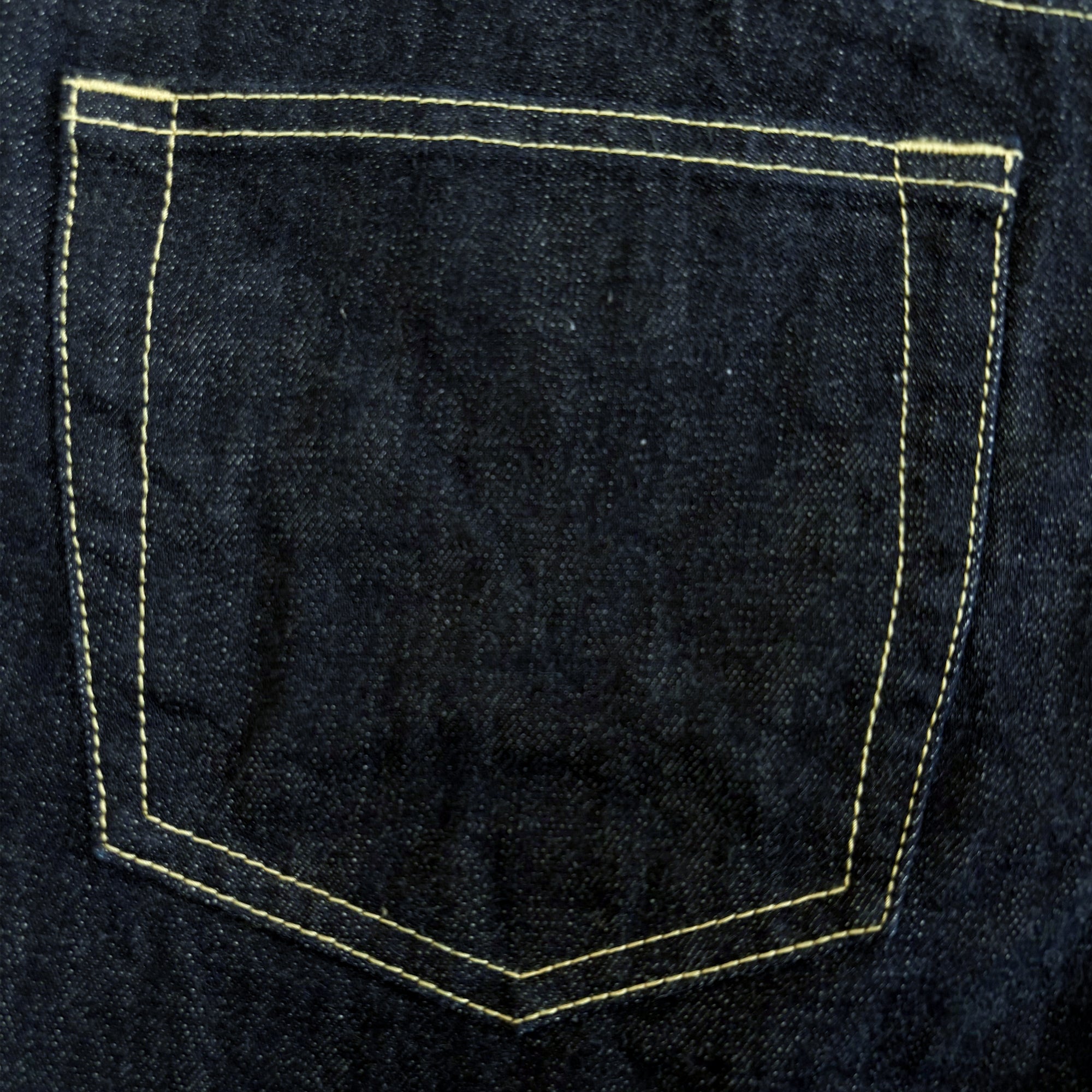 Amber Threads レギュラーストレート デニムパンツ 左ヒップポケット ディテール