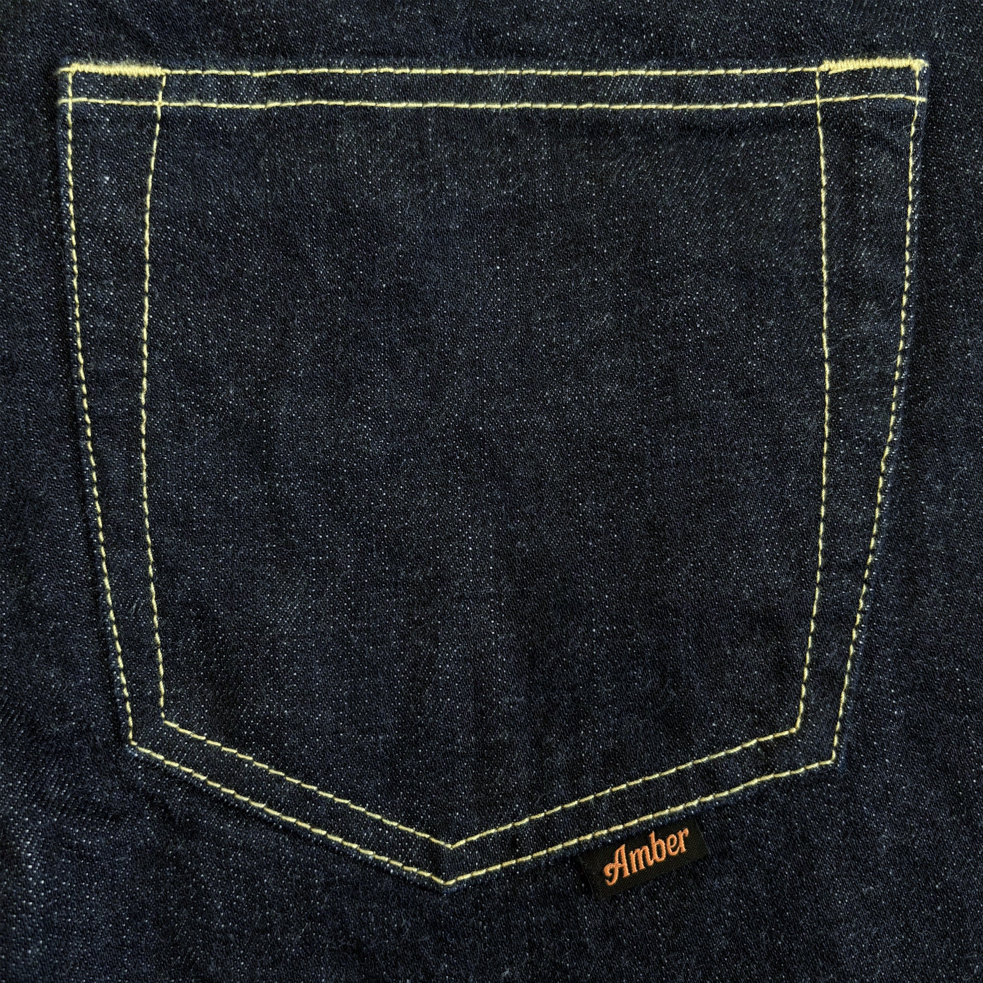 Amber Threads レギュラーストレート デニムパンツ 右ヒップポケット ディテール