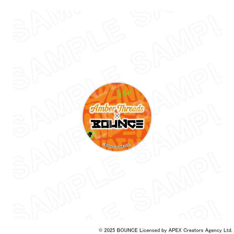 アパレルブランドAmber Threads(アンバースレッズ)と台湾の人気クリエイターBOUNCE(バウンス)のコラボ商品、缶バッジセット(バウンスラビットver.)。